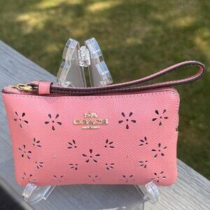 Coach Pink Crossgrain Leather Laser Cut Wristlet (EUC)